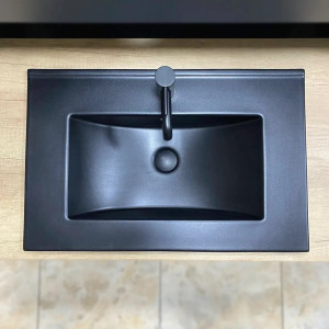 Умивальник врізний VBI FERRARA 70 BLACK MATT чорний. Photo 3